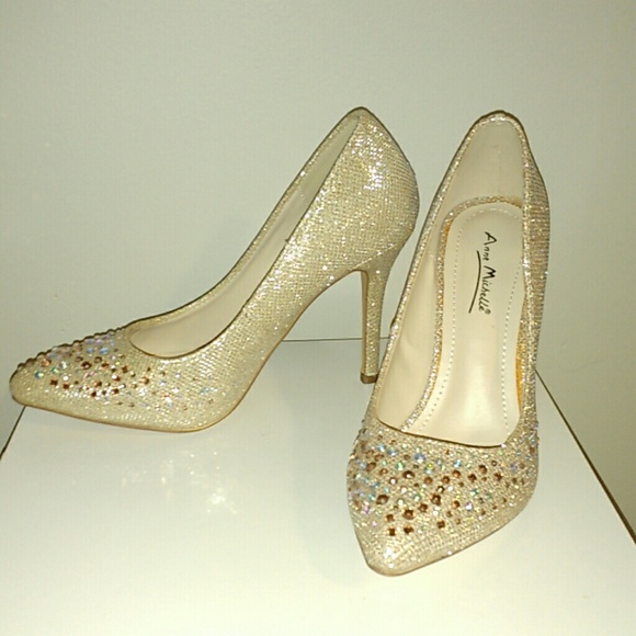 Anne Michelle Shoes - NWOB GLAM Glitter Look Heels